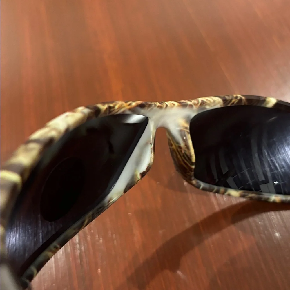Realtree Max-7 UV 400 protection,CAT 4,black mirror lens, camo sunglasses